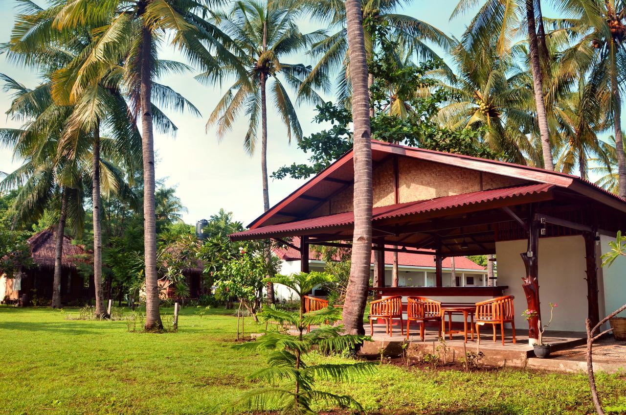 Amigos Bungalows Gili Meno Exterior foto